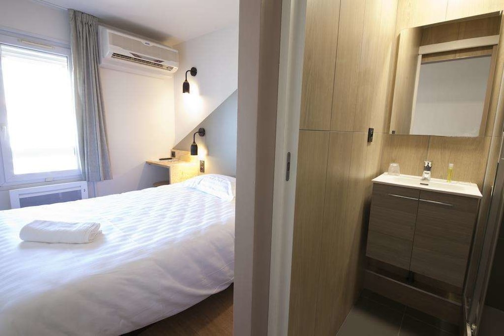 Brit Hotel Arverne - Clermont Sud 19/58
