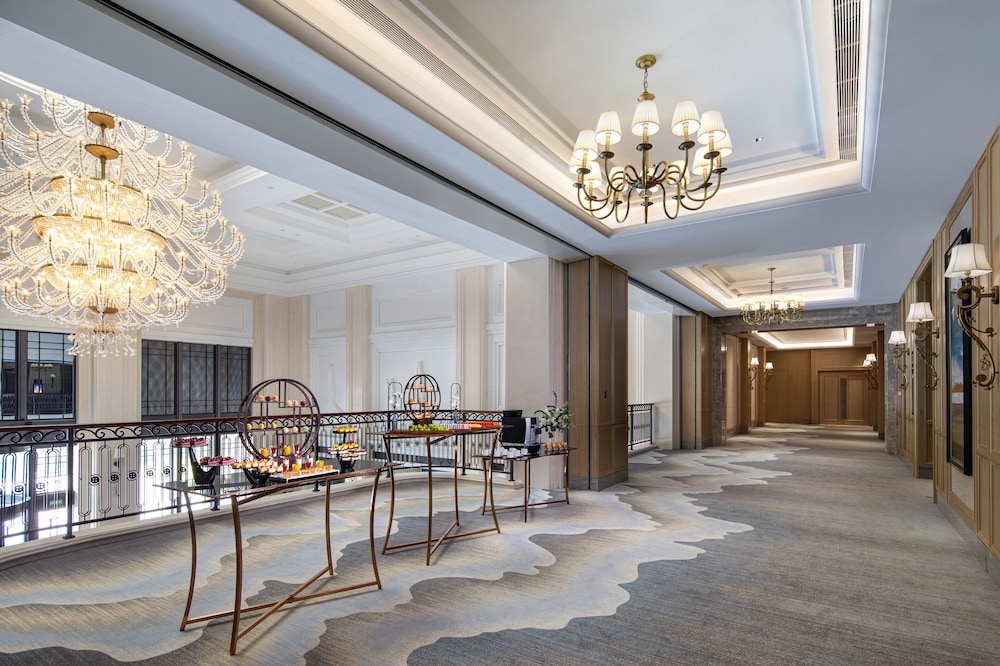 C&D Hotel Xiamen Xiang’an 57/82