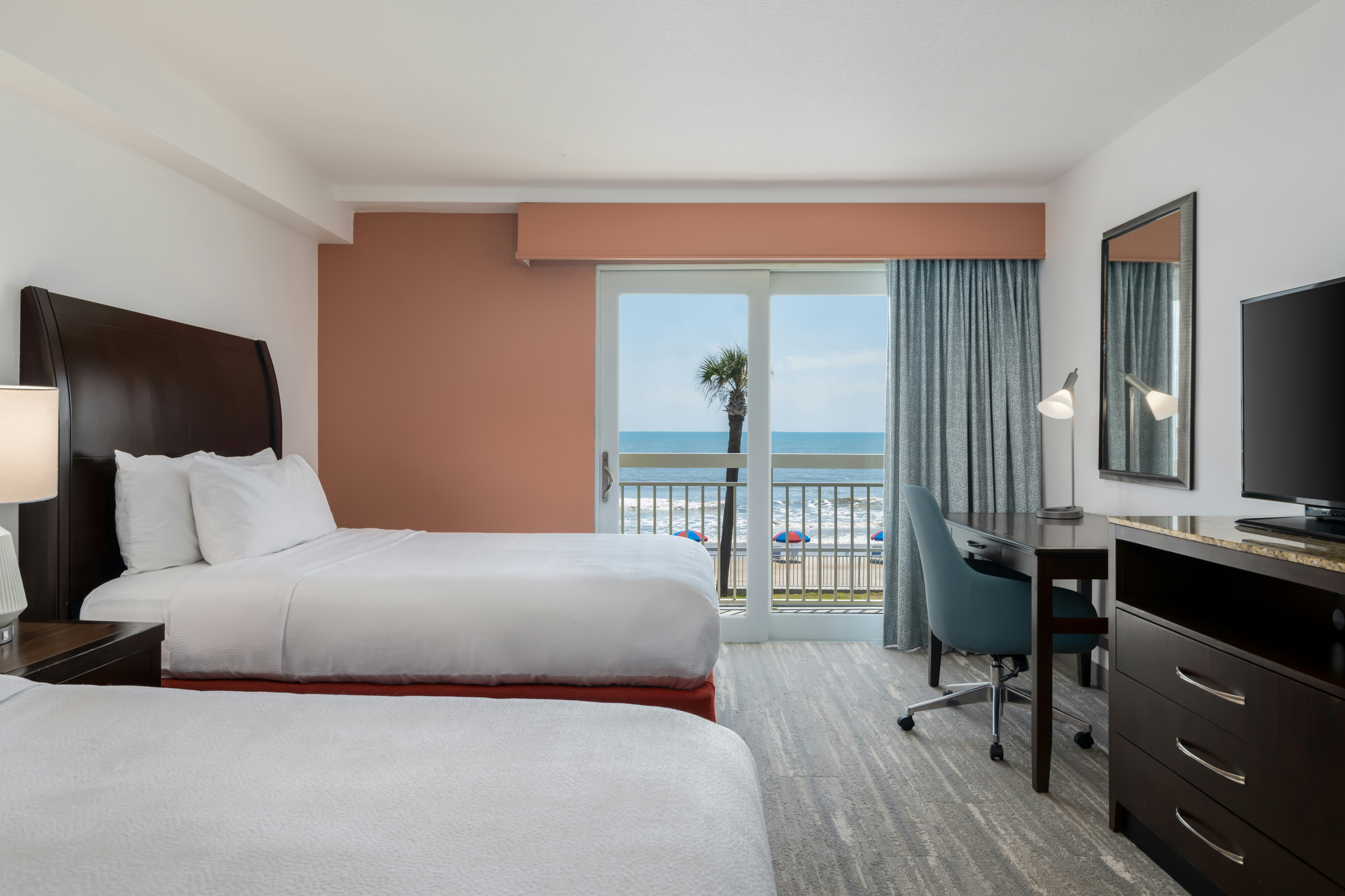ROOM, 2 QUEEN BEDS, OCEAN FRONT, BALCONY