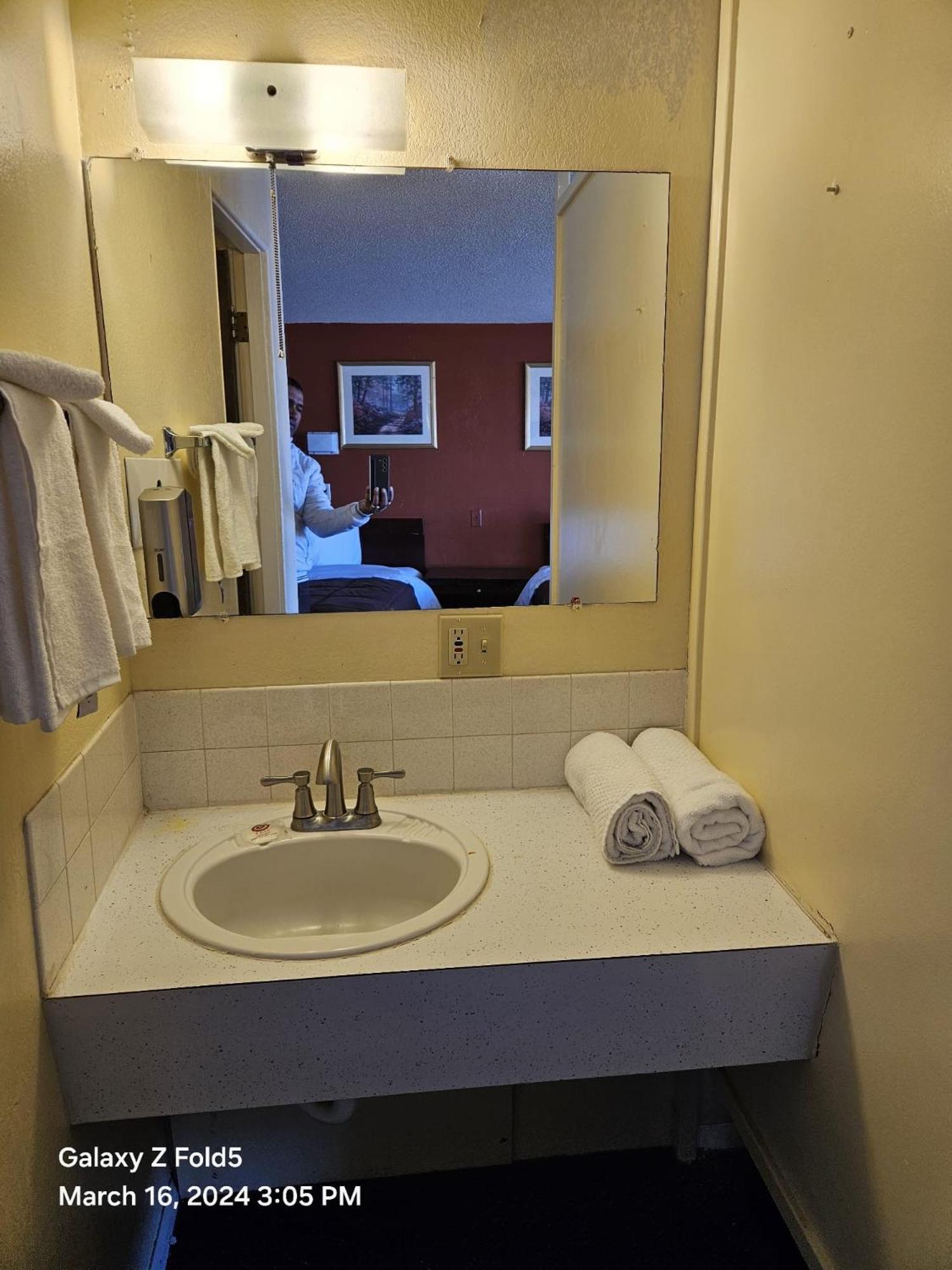 TRAVELERS LODGE EADS COLORADO 50/50