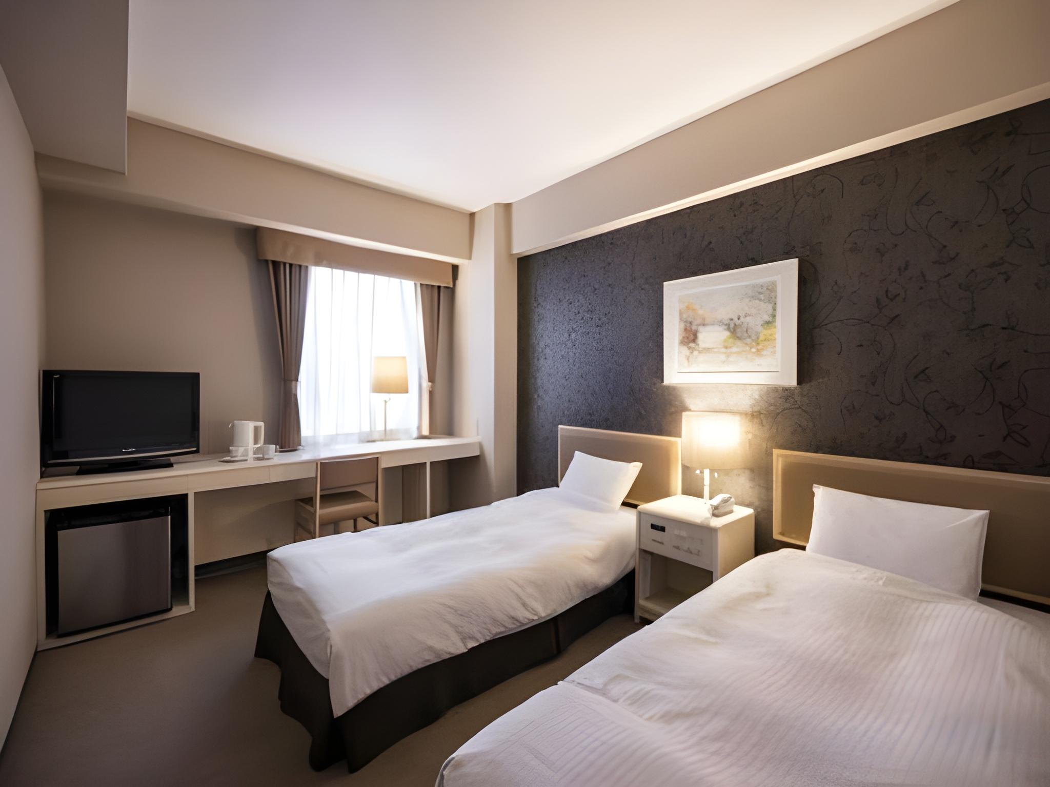 Room, Twin Beds, Electronic Cigarette Only, Smoking