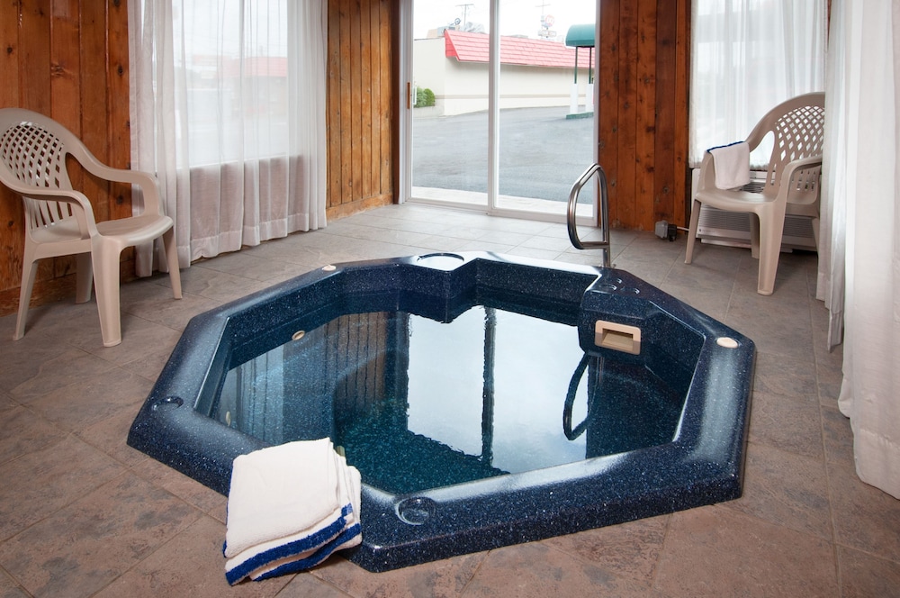 Travelodge By Wyndham Beckley 15/29