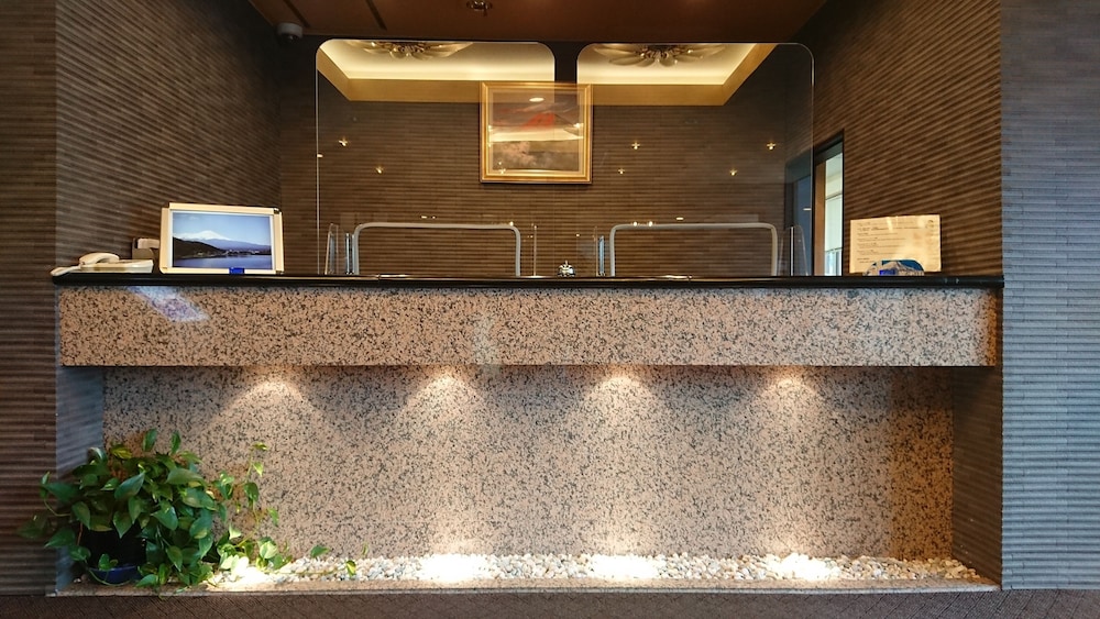 Hotel New Century 5/38