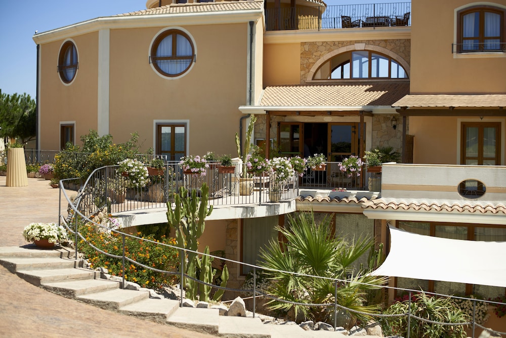 Hotel Raffael 5/30