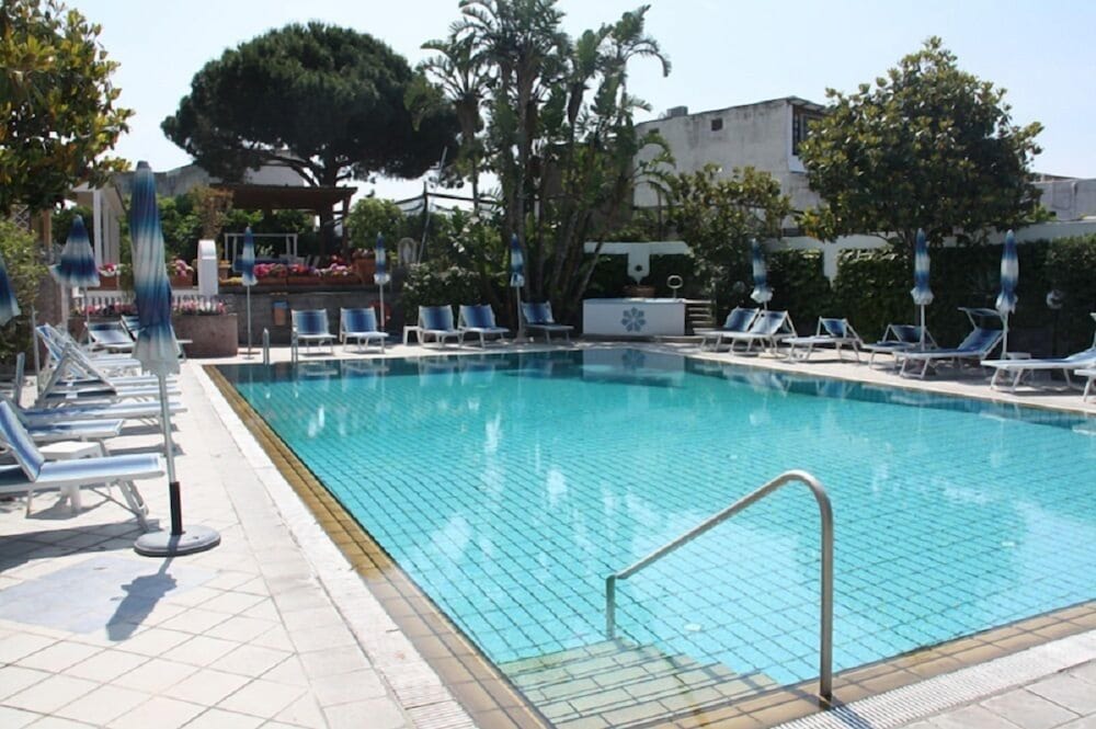 Hotel Villa Tre Sorelle 20/50