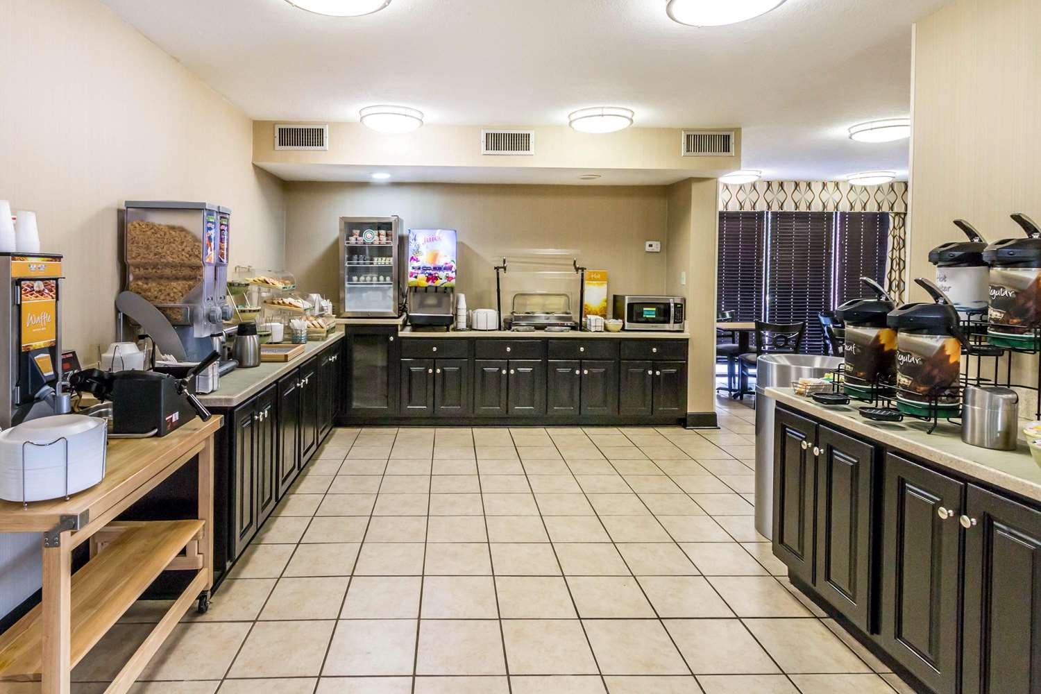 Quality Inn Savannah I 95 8/41