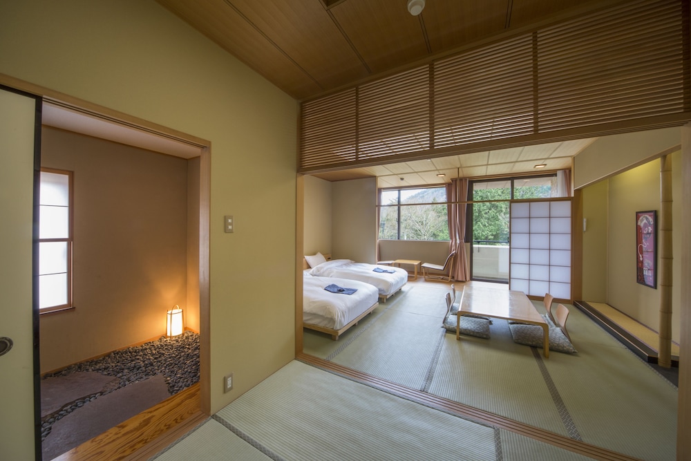 Hakone Kowakien Miyamafurin 11/53
