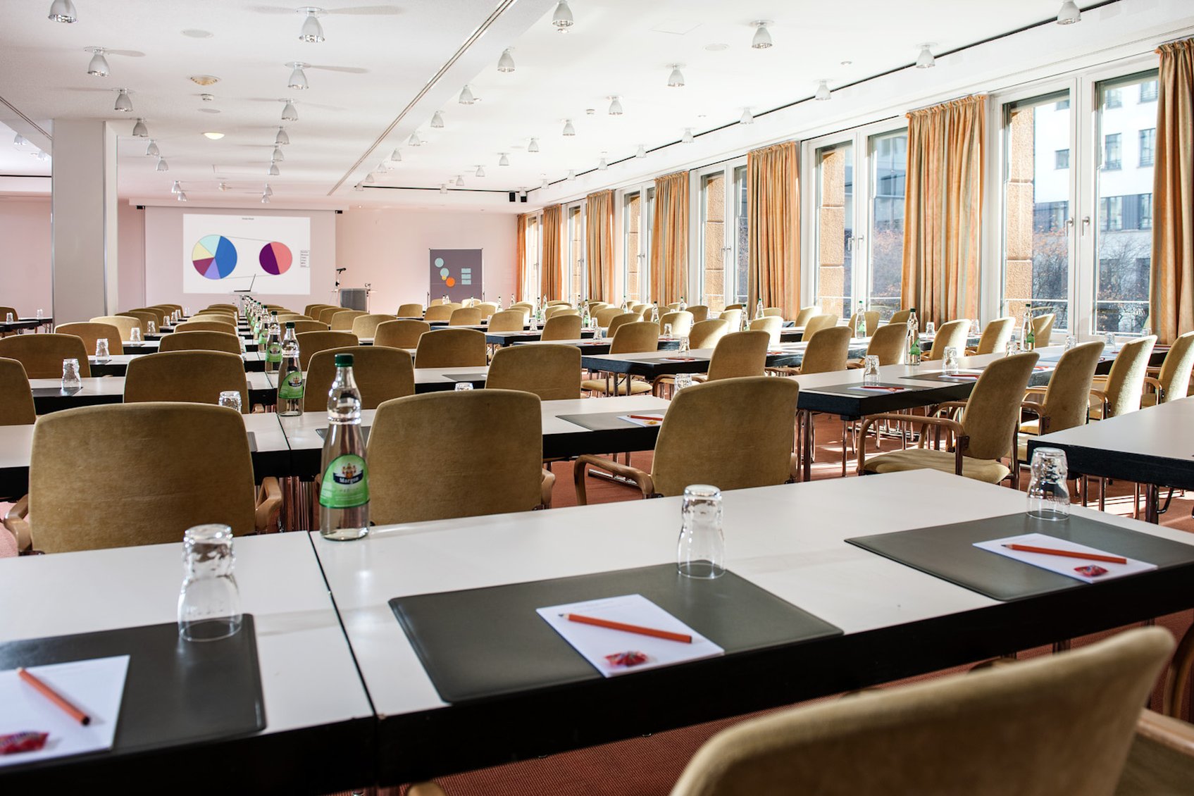 Hotel Elbflorenz Dresden 44/48