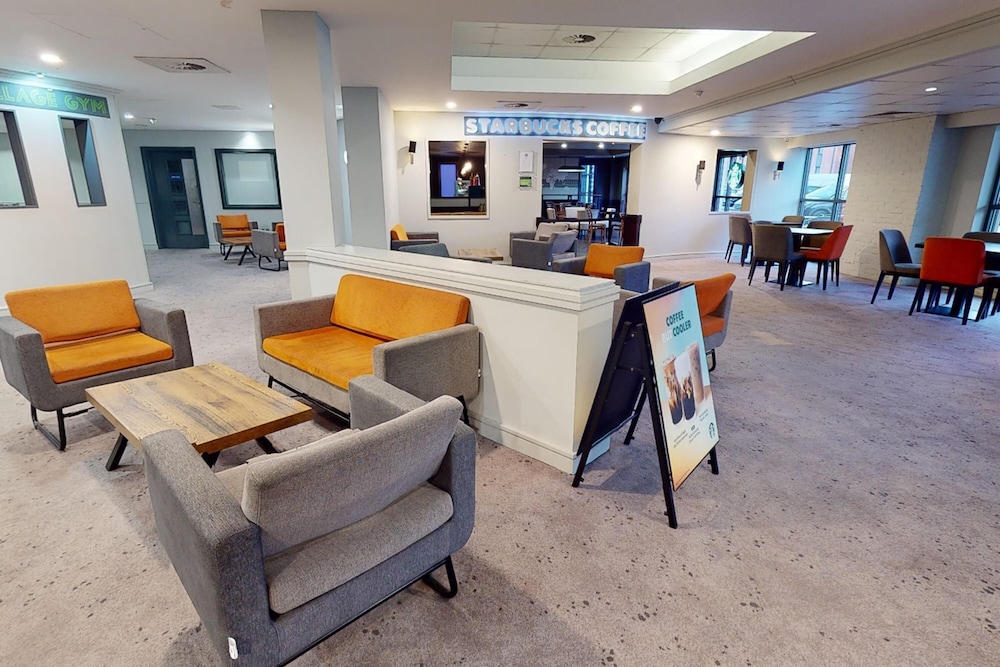 Village Prem Swansea Hotel Leisure Club 36/61
