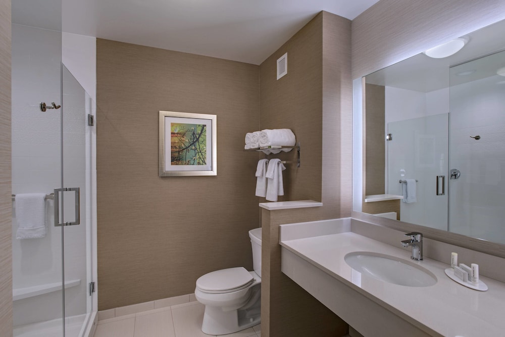 Fairfield Inn Suites La Crosse Downtown 7/16