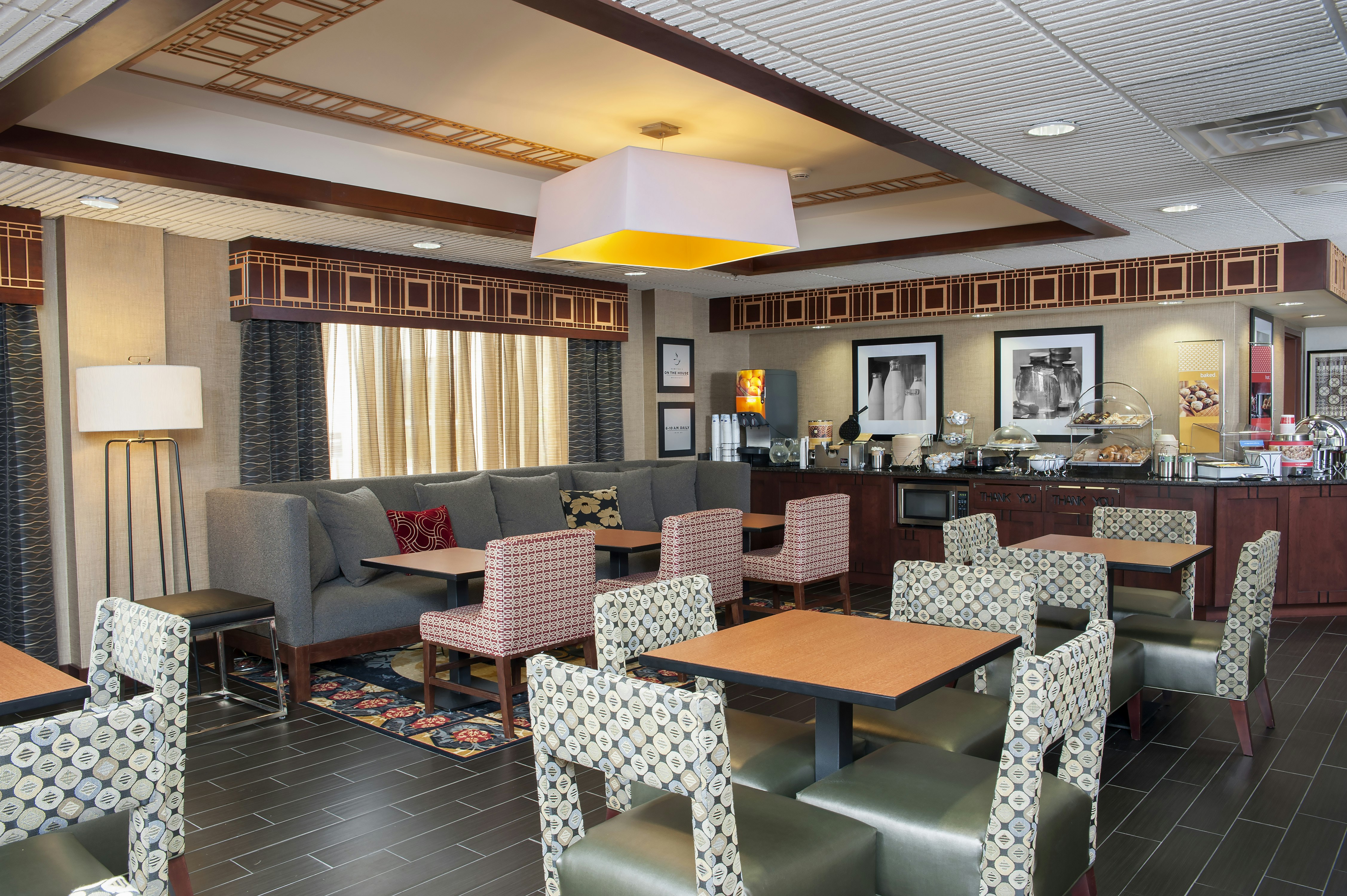 Hampton Inn Seymour 17/22