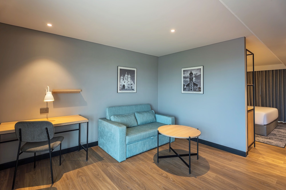 Park Inn & Suites by Radisson Thrissur East Fort 24/47
