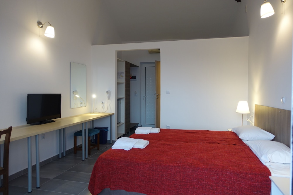 ROOM, DOUBLE OR TWIN BED, SEA VIEW