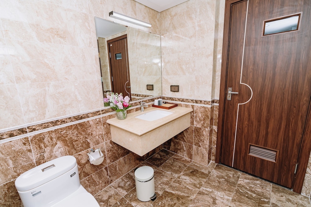 غرفة عائلية بسريرين مزدوجين بإطلالة على البحيرة، Legend Westlake Hotel 4/5