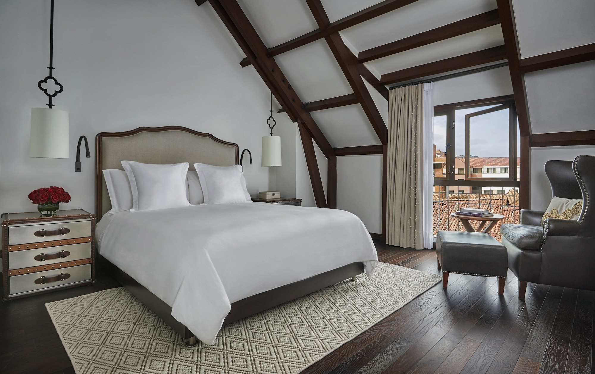 غرفة سوبيريور بسرير كوين، Four Seasons Hotel Casa Medina, Bogota 2/4