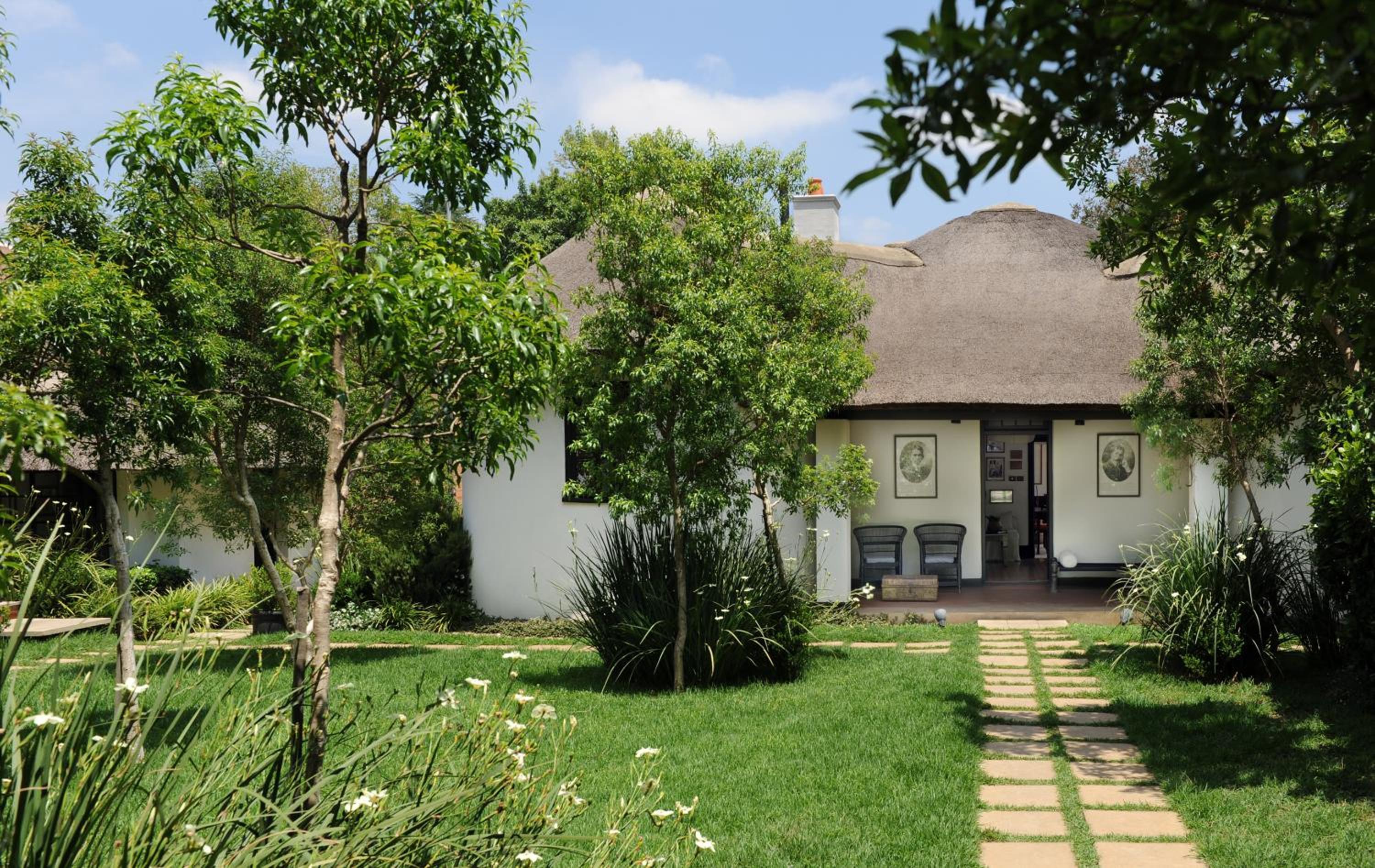 Satyagraha House 25/29