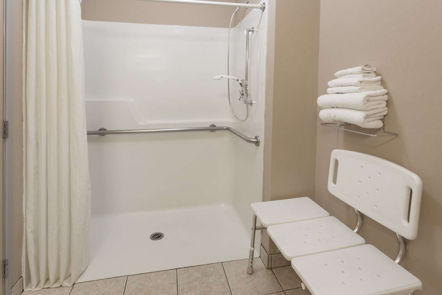 Super 8 by Wyndham Corvallis 21/22