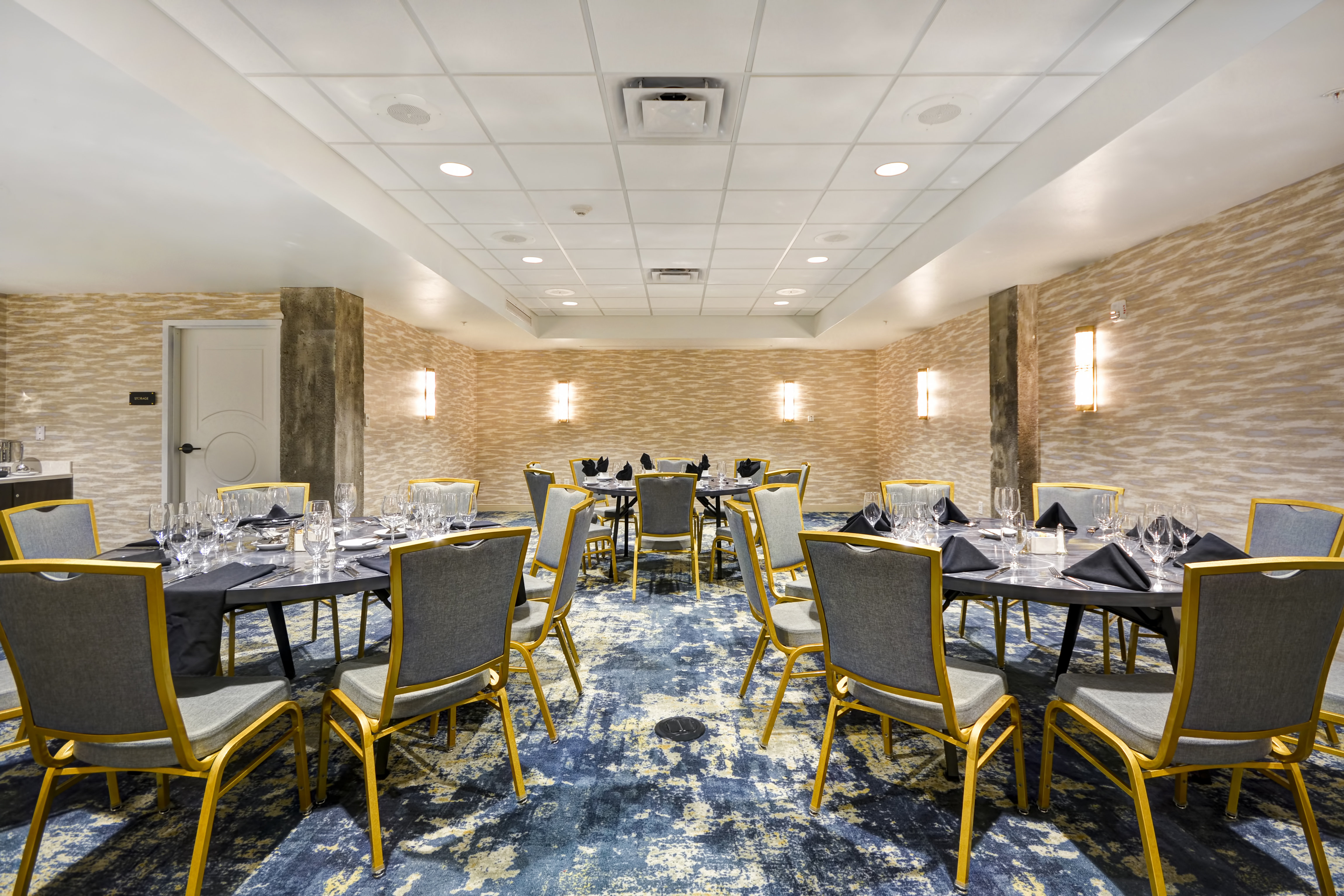 Hotel Indigo Kansas City The Crossroads 73/82