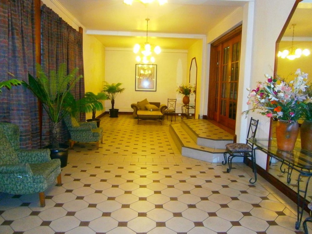 Southern Cross Hotel Fiji 35/57