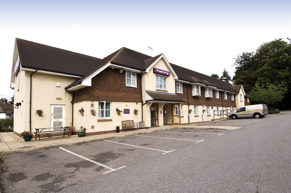 Premier Inn East Grinstead 29/32