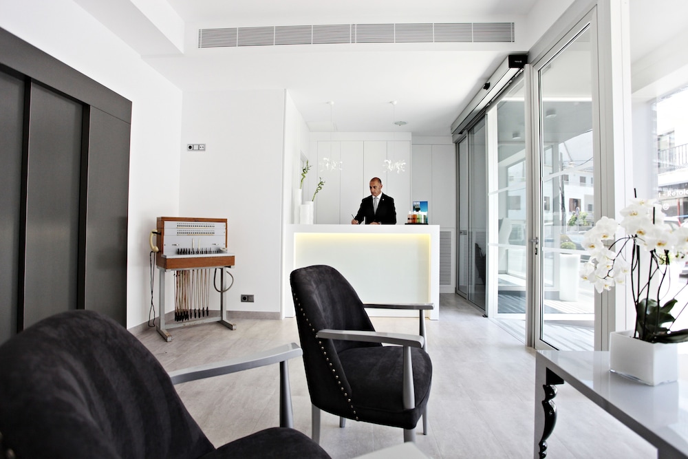 Mar Calma Hotel 44/59