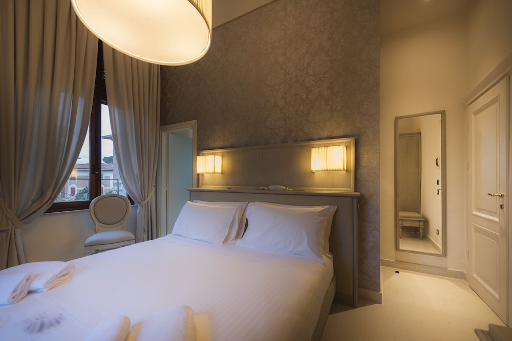 SUPERIOR, DOUBLE BED
