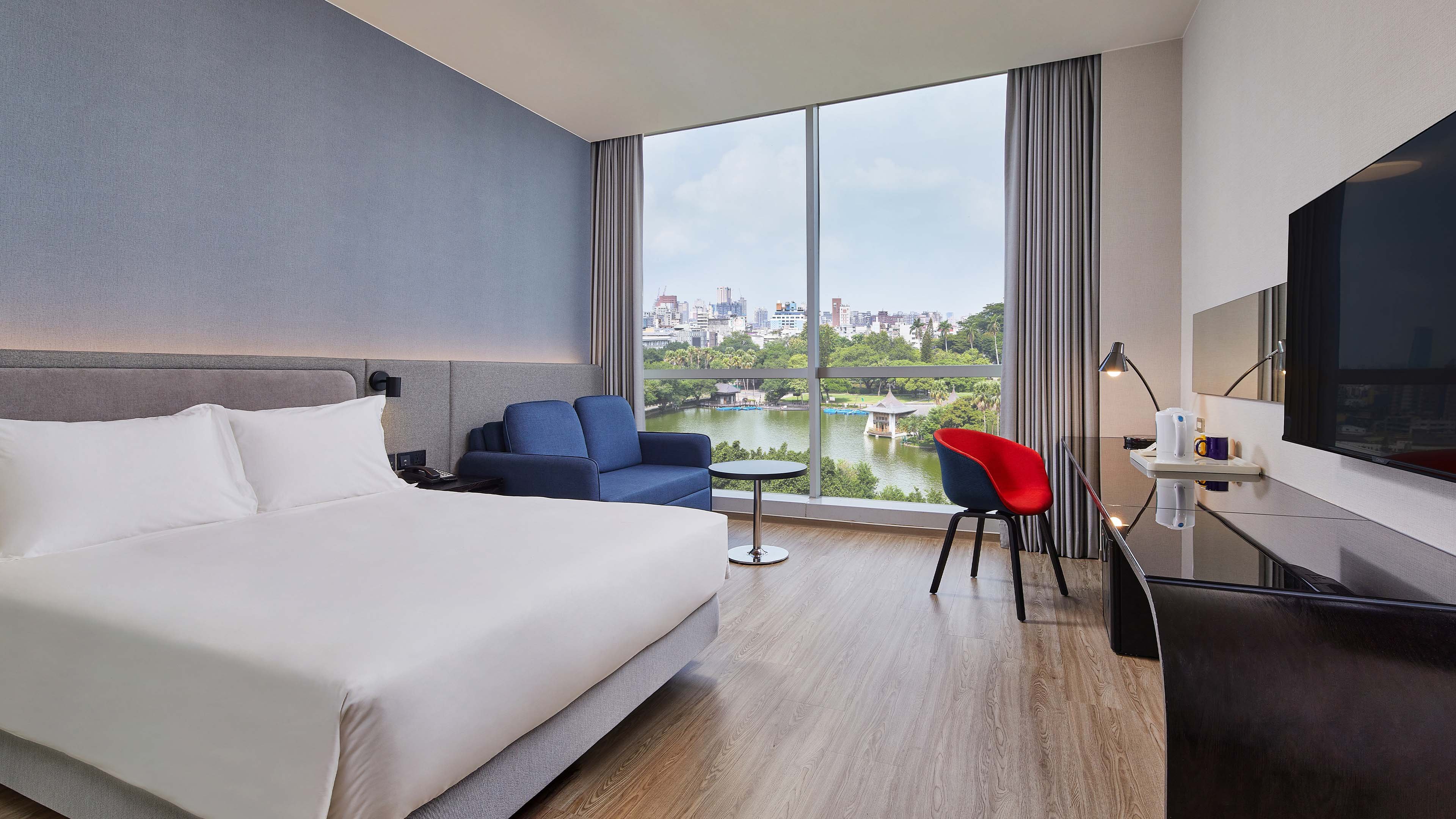Holiday Inn Express Taichung Park 16/58