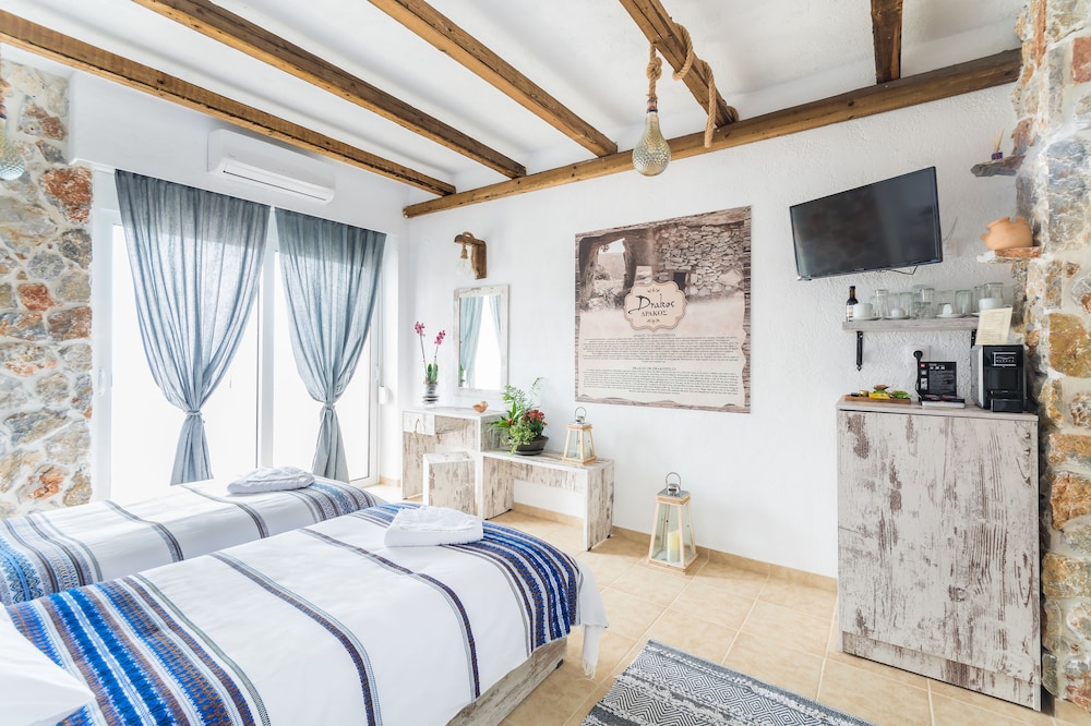 Limeri Traditional Guest House 10/50