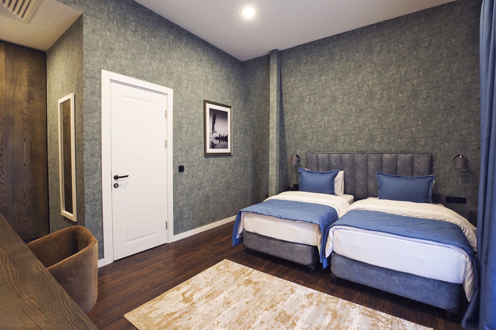 STANDARD, DOUBLE OR TWIN BED