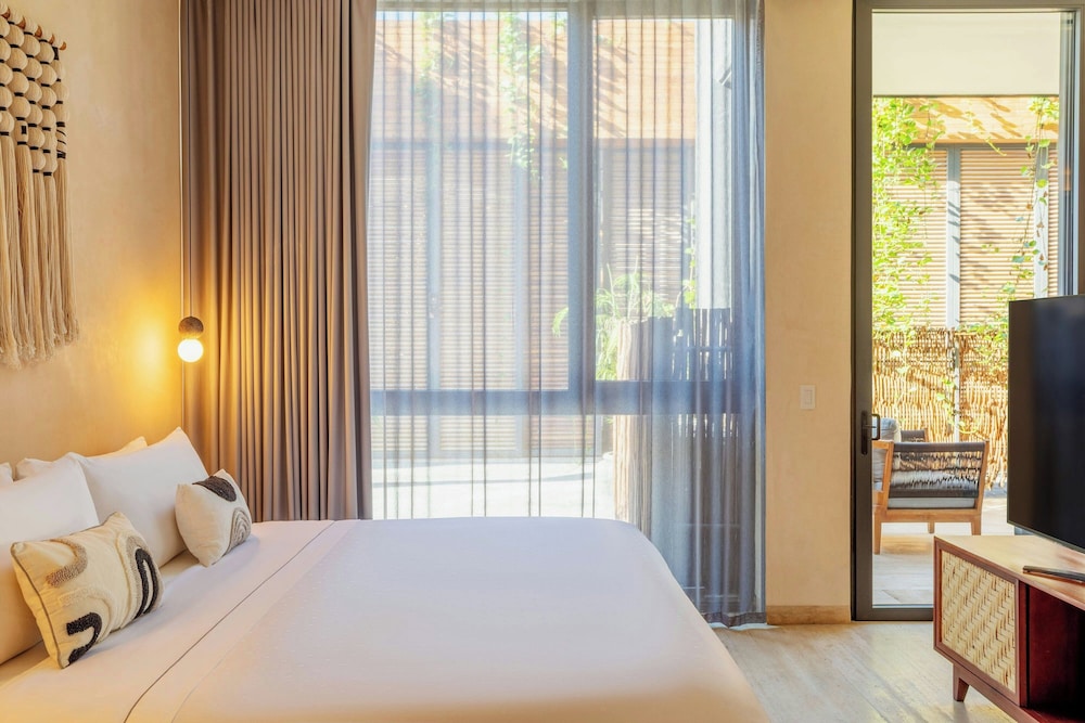 Bloom Tulum Apartments by Marriott 38/94