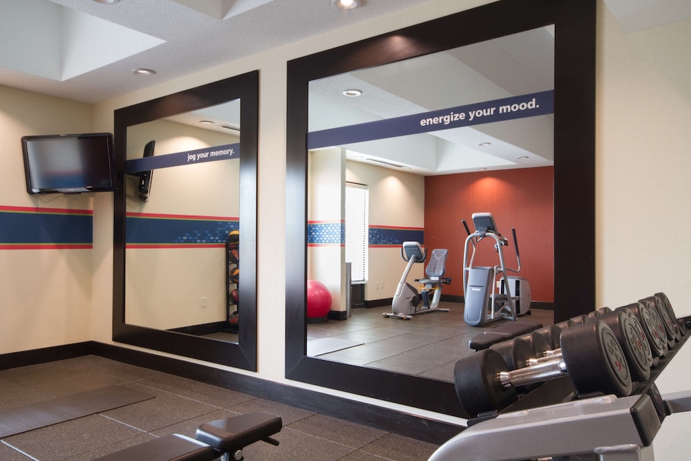 Hampton Inn Buffalo South I 90 26/51