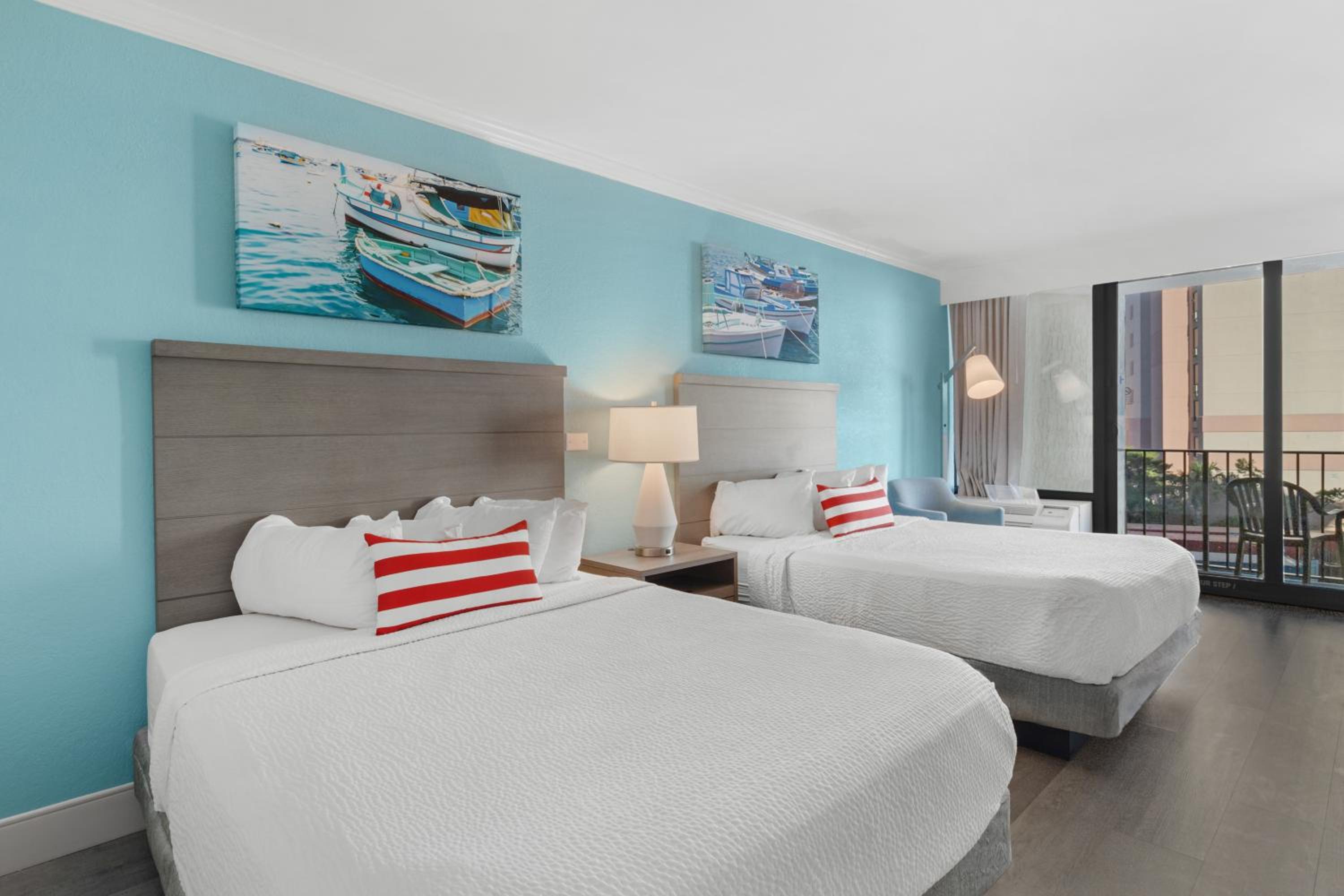 Schooner, Deluxe, Ocean View، Compass Cove Resort 2/8