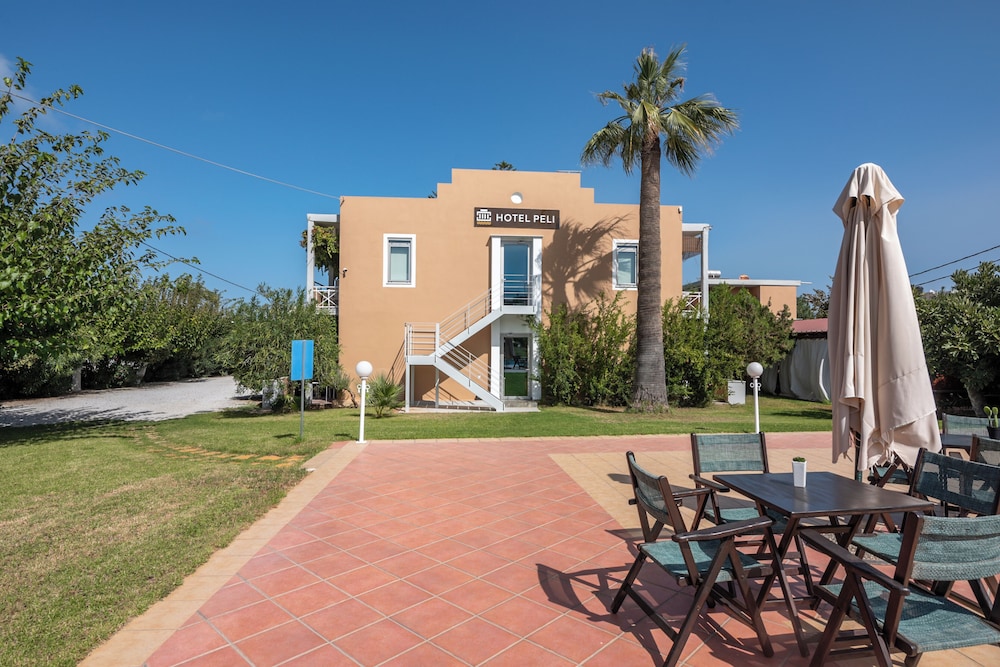 Peli Hotel 28/50