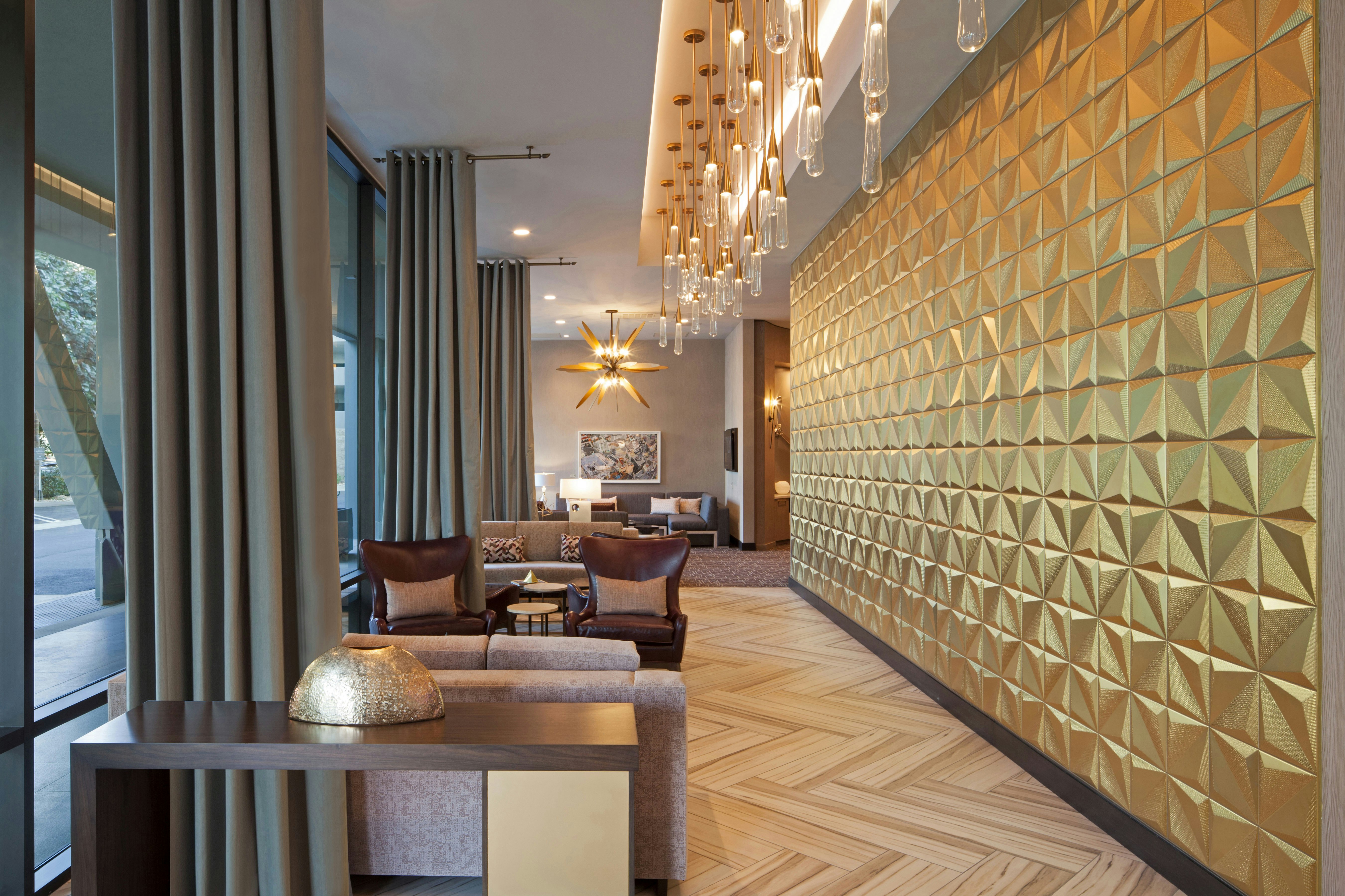 H Hotel Los Angeles, Curio Collection by Hilton 8/59