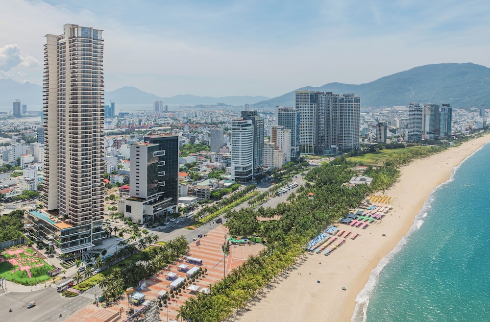 Wyndham Soleil Danang 53/59