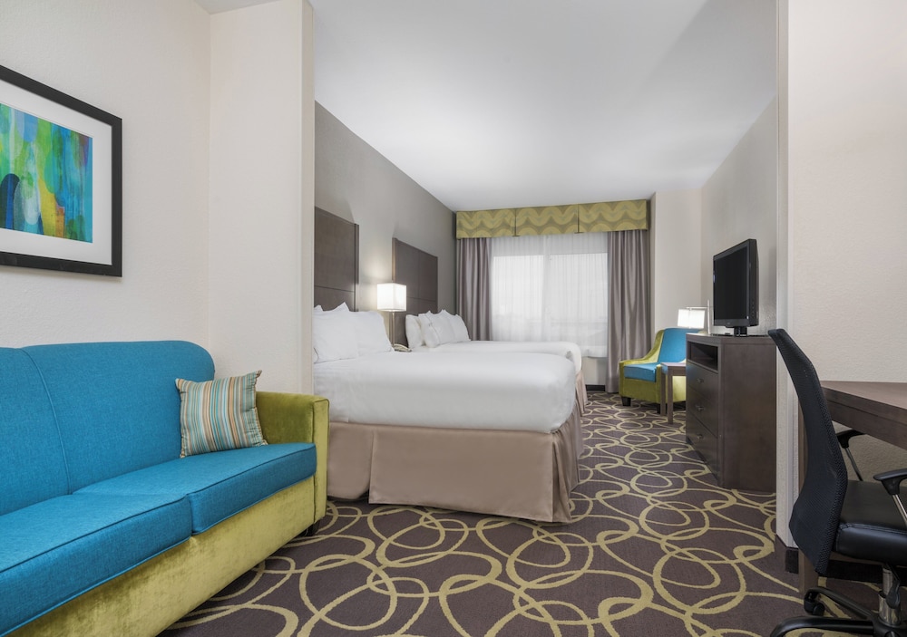 Holiday Inn Express Hotel Suites Ames 24/58
