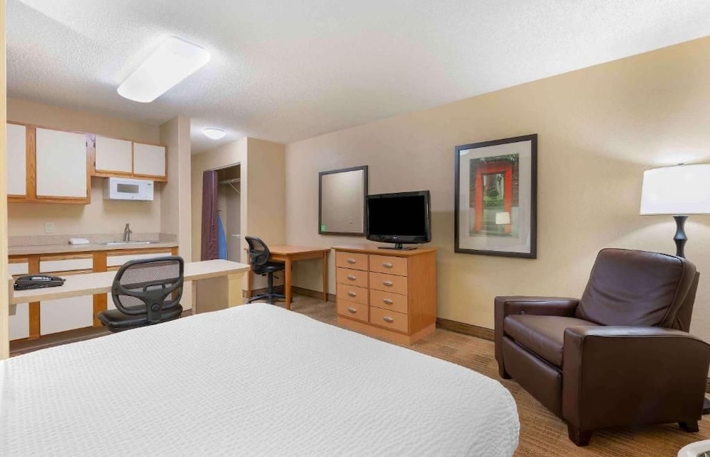 Studio 6 Extended stay Fairfield, OH - Cincinnati 25/45