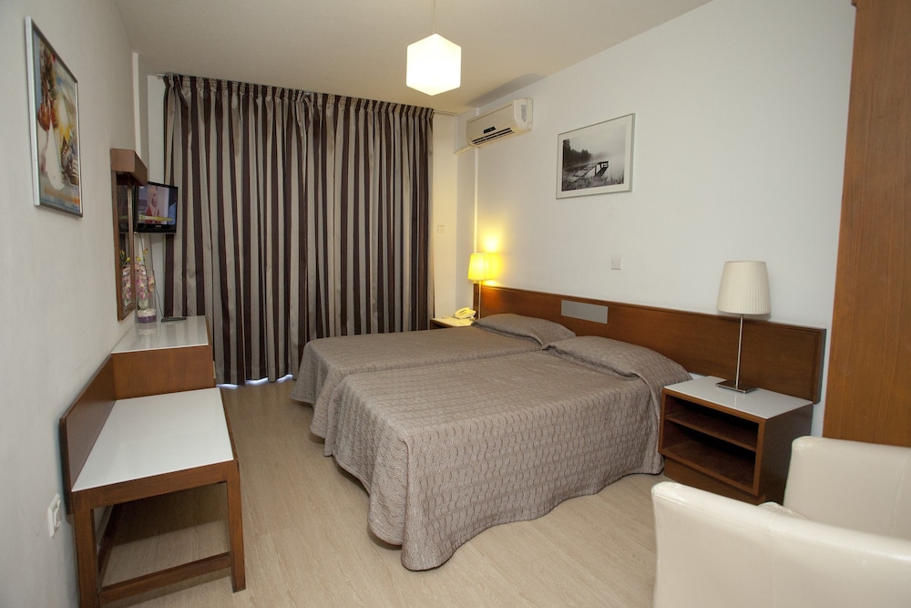 Blazer Residence 23/56