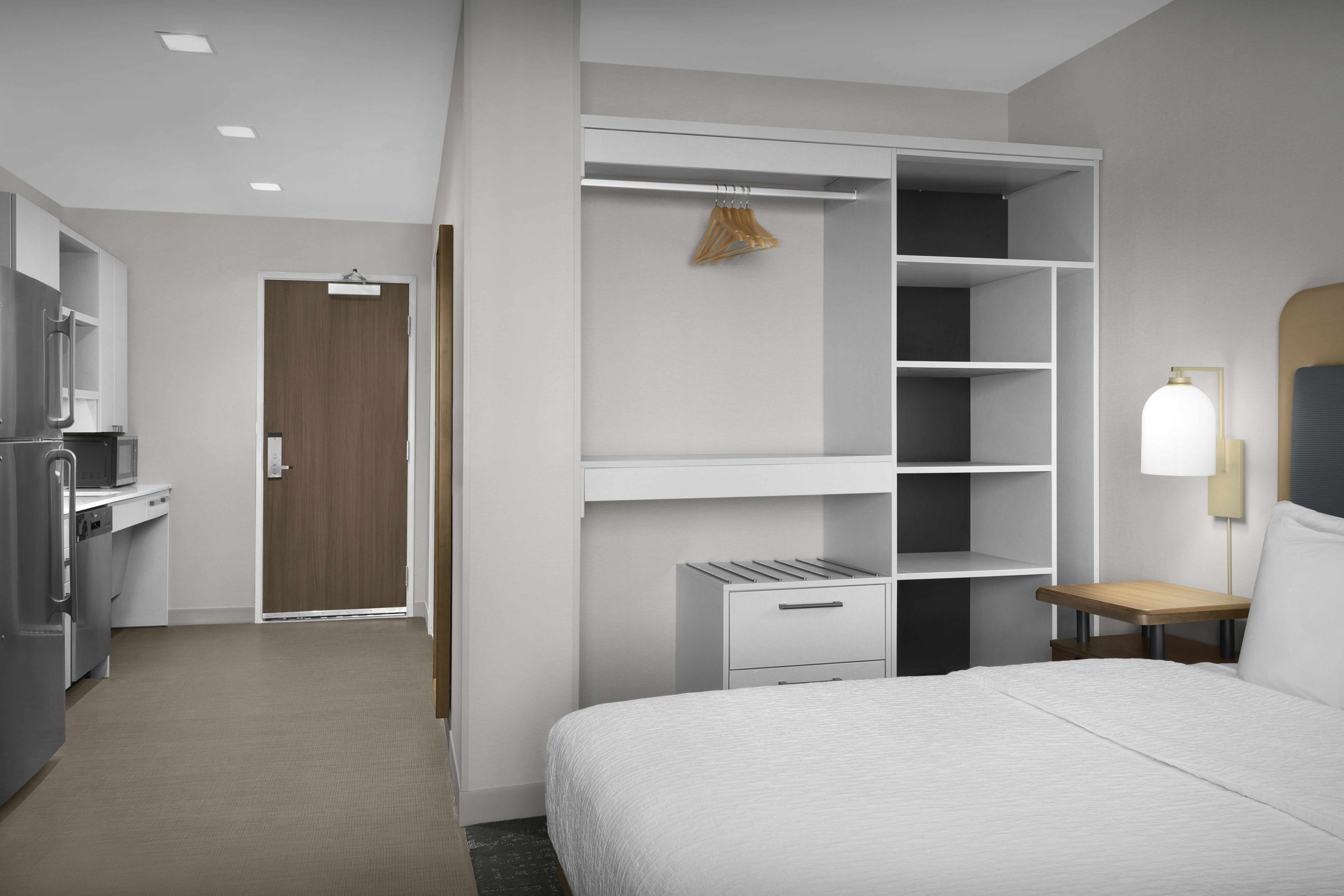 EFFICIENCY, SUITE, KING BED, ACCESSIBLE