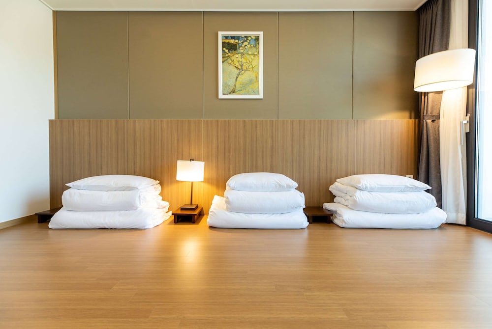 ONDOL, DELUXE, SIDE OCEAN VIEW