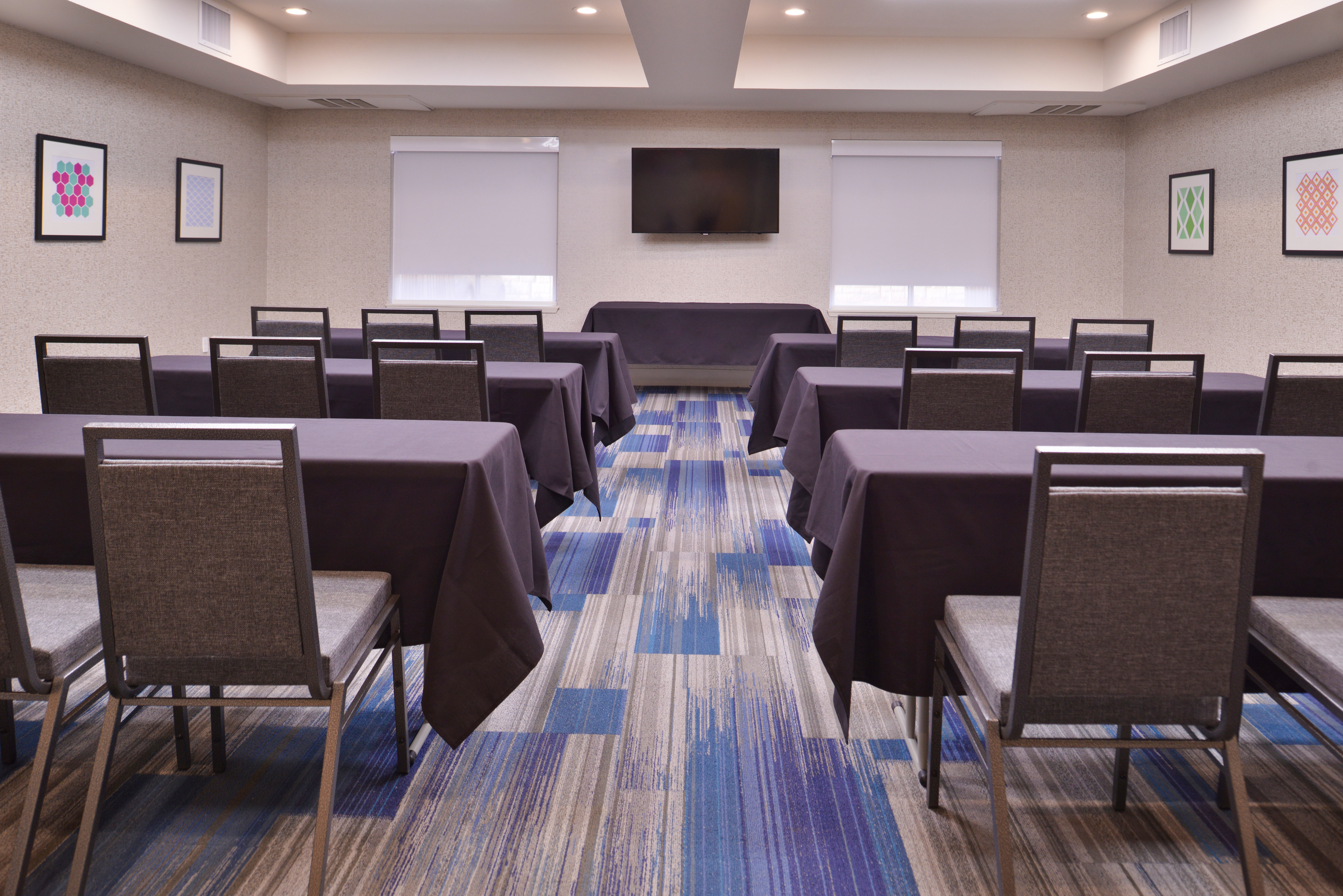 Holiday Inn Express Stockton Southeast 56/61