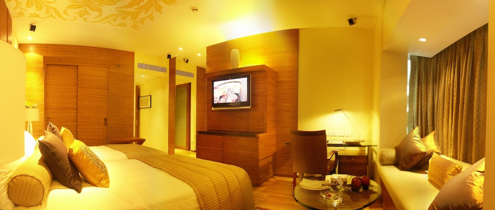TAJ COROMANDEL 37/82