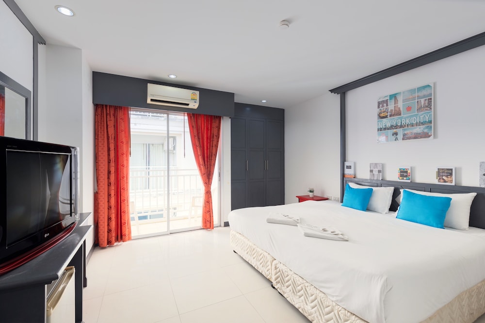 Hotel Baya Patong Beach 31/65
