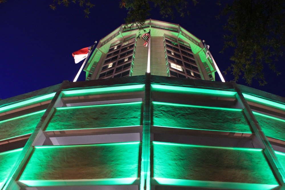 Holiday Inn Raleigh Downtown thumb 3