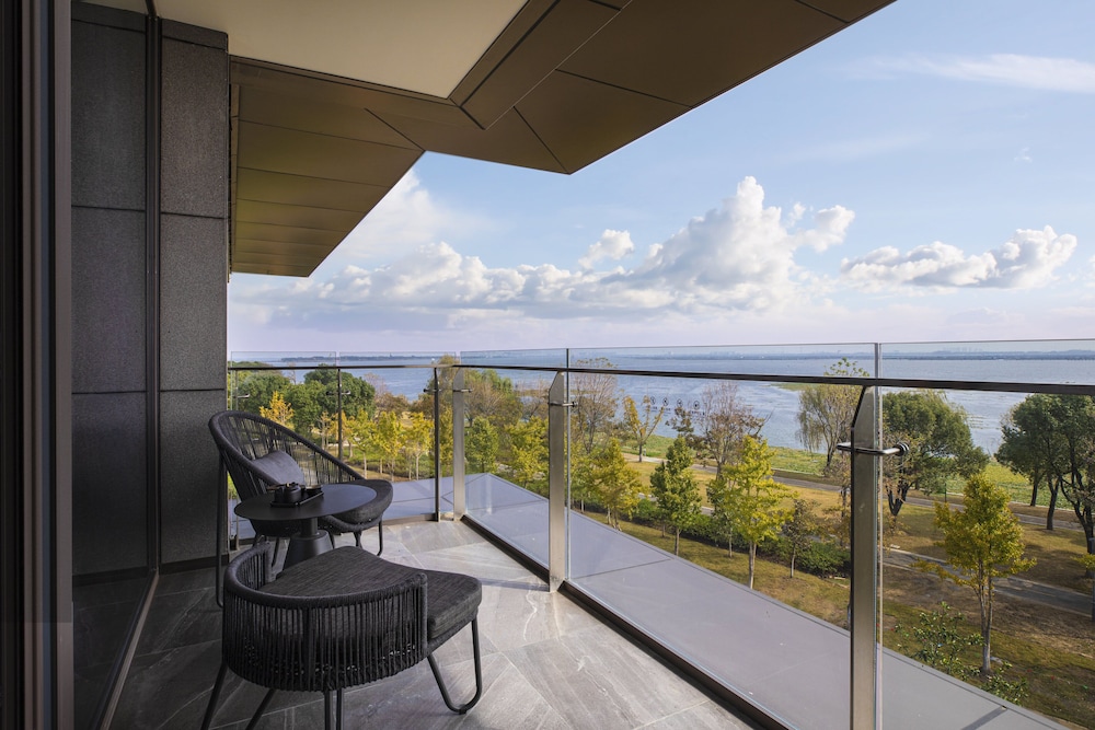 Hotel Indigo Suzhou Yangcheng Lake 5/76