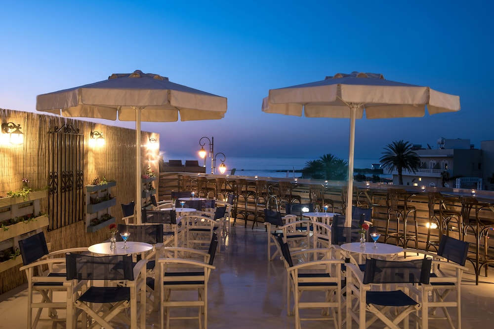 Kastro Beach Apartments 32/50