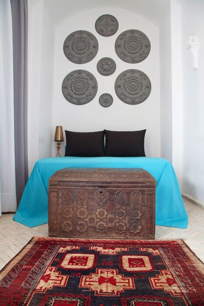 Riad Zyo 7/50