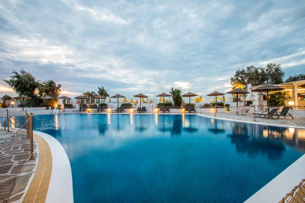 Mikri Vigla Hotel 38/45