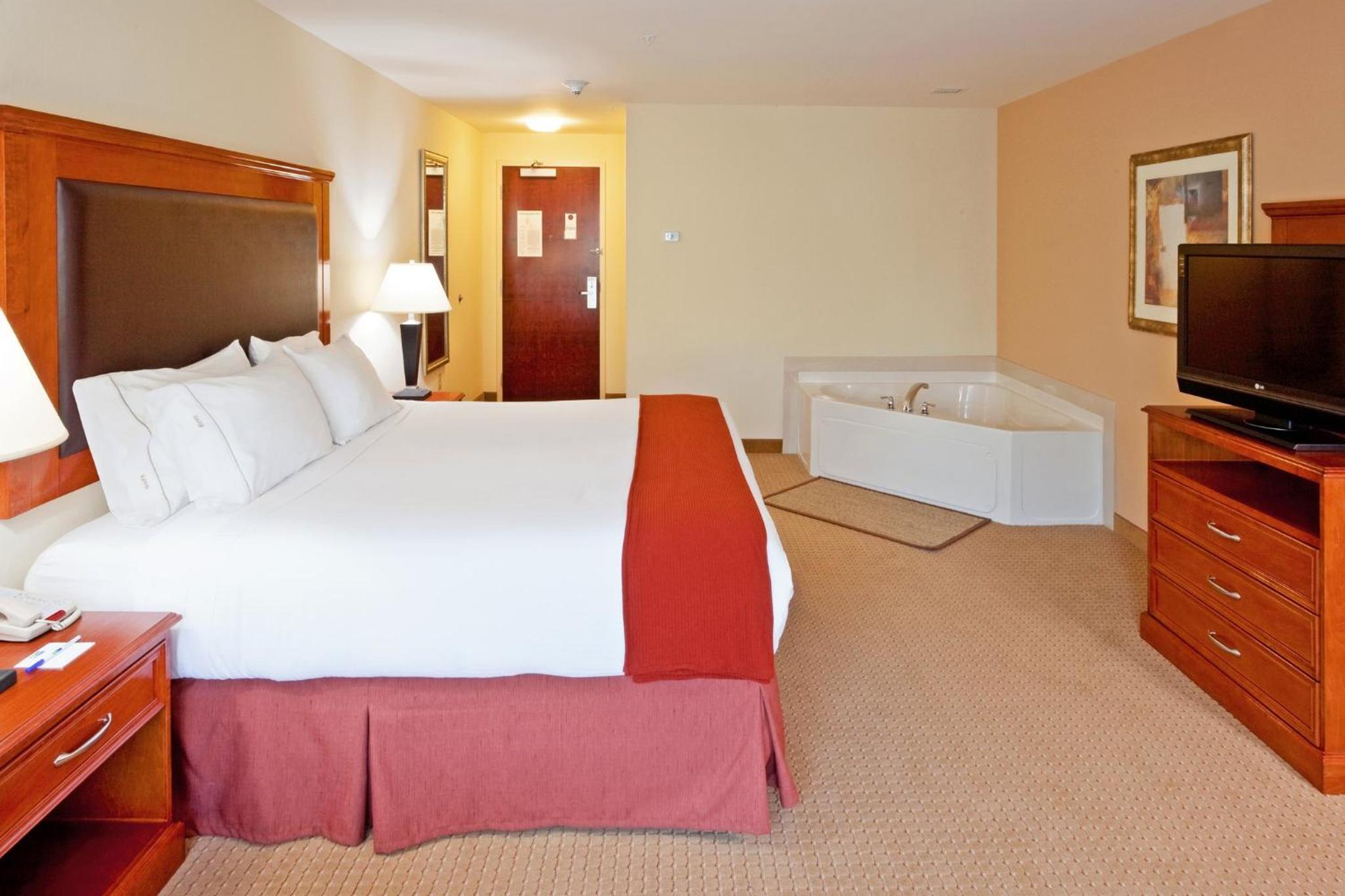 Room, King Bed, Jetted Tub