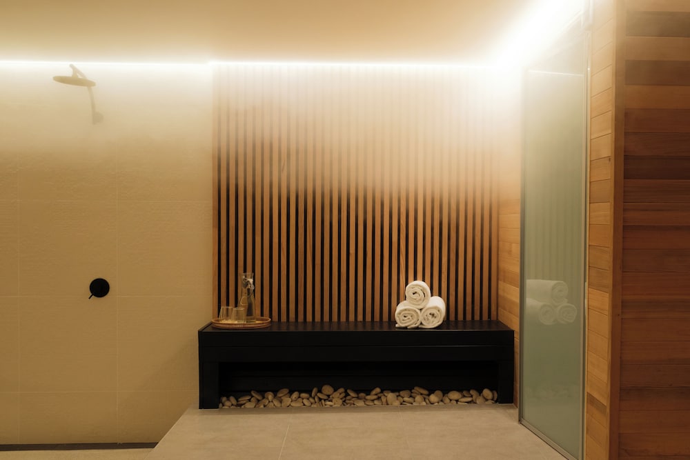 Chimes Spa Retreat 4/50